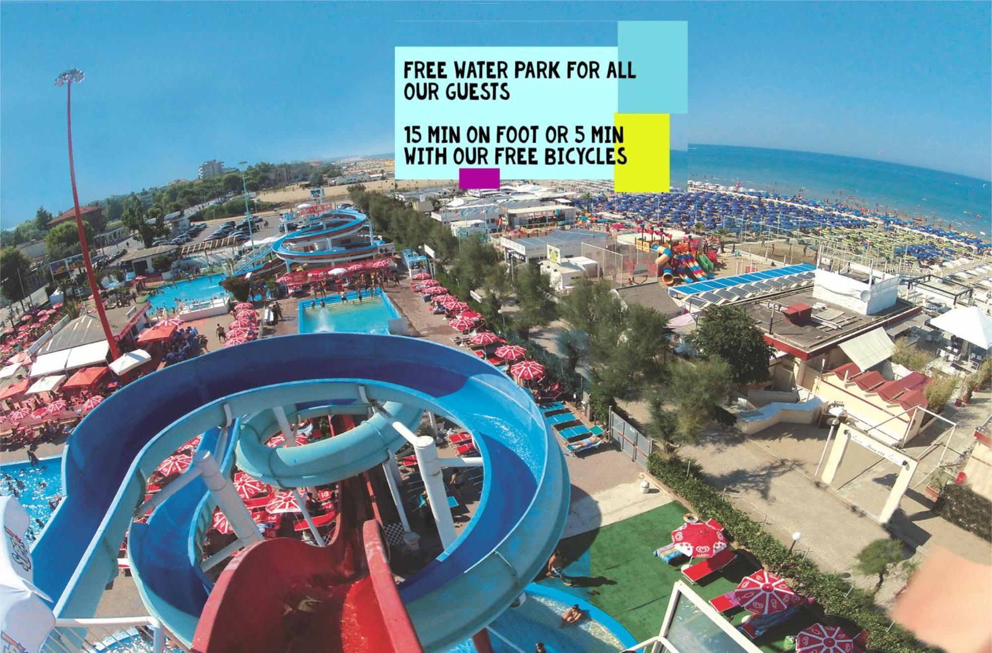 Hotel Giorg - Waterpark Included Rimini Exterior photo