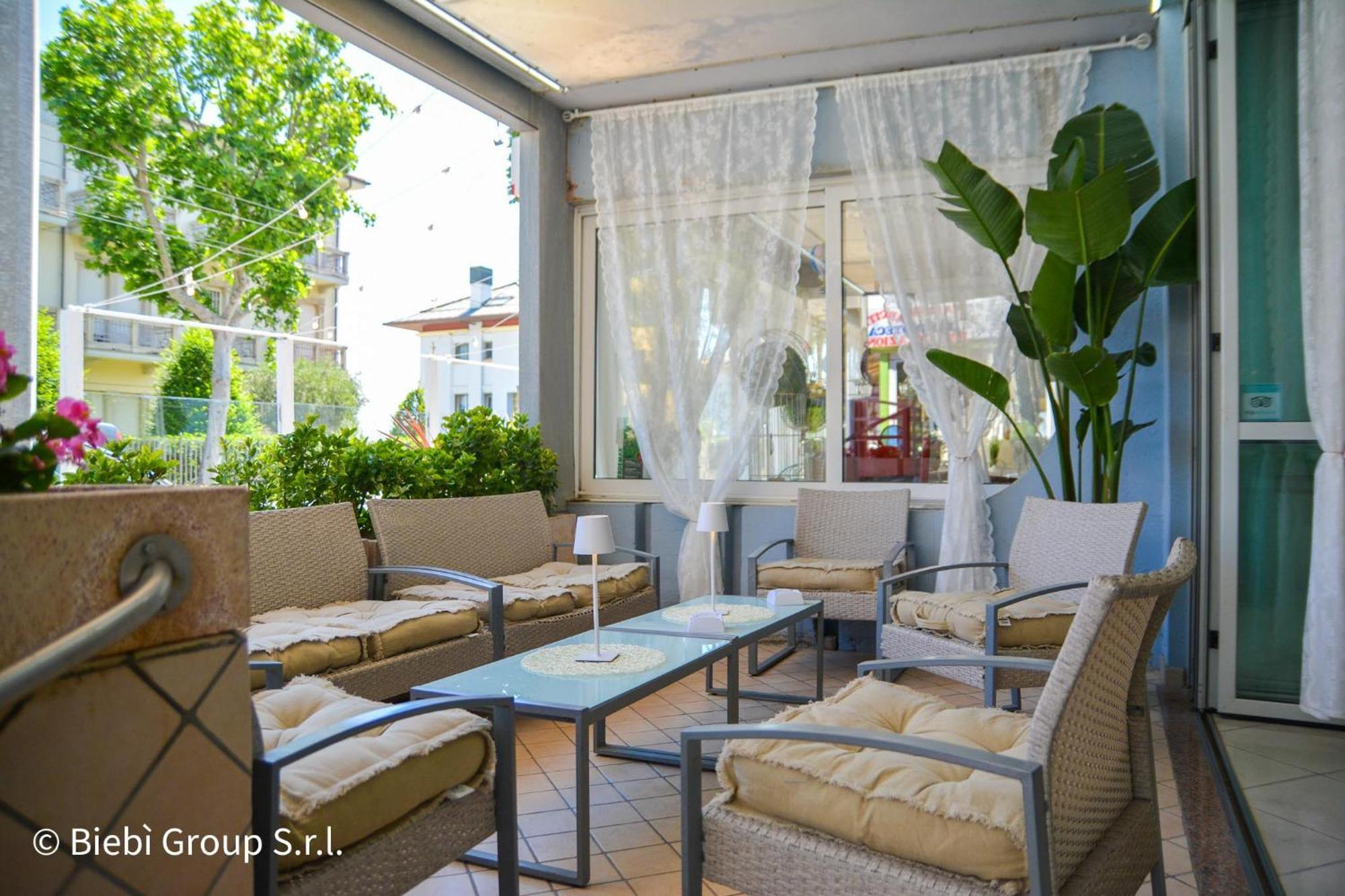 Hotel Giorg - Waterpark Included Rimini Exterior photo